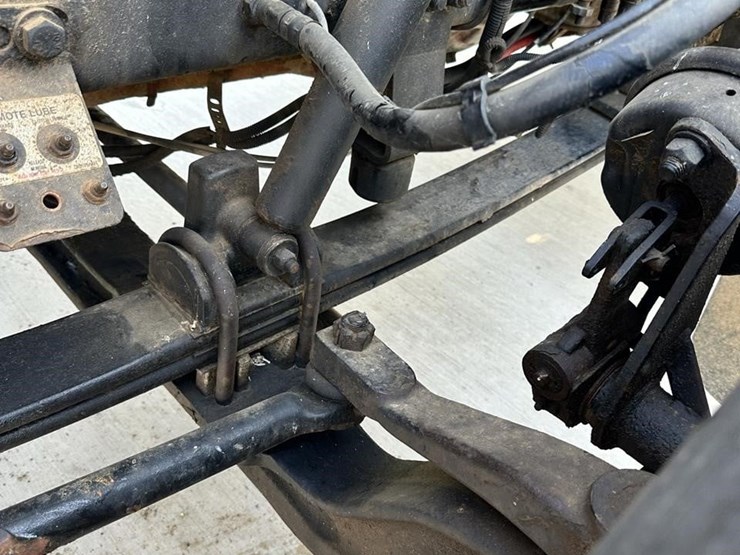 2012-peterbilt-386-image-11