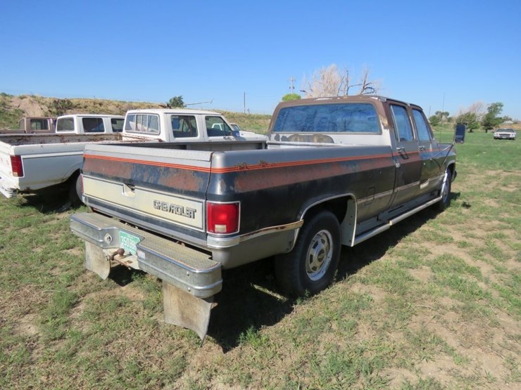 1988-chevrolet-30-image-12