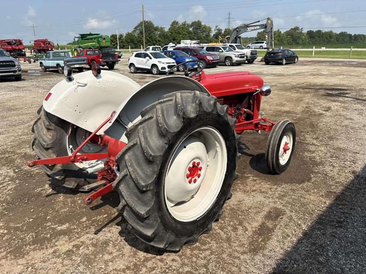 1958-ford-600-image-4