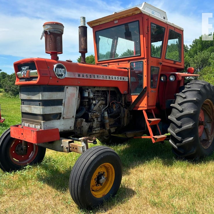 MASSEY-FERGUSON 1100