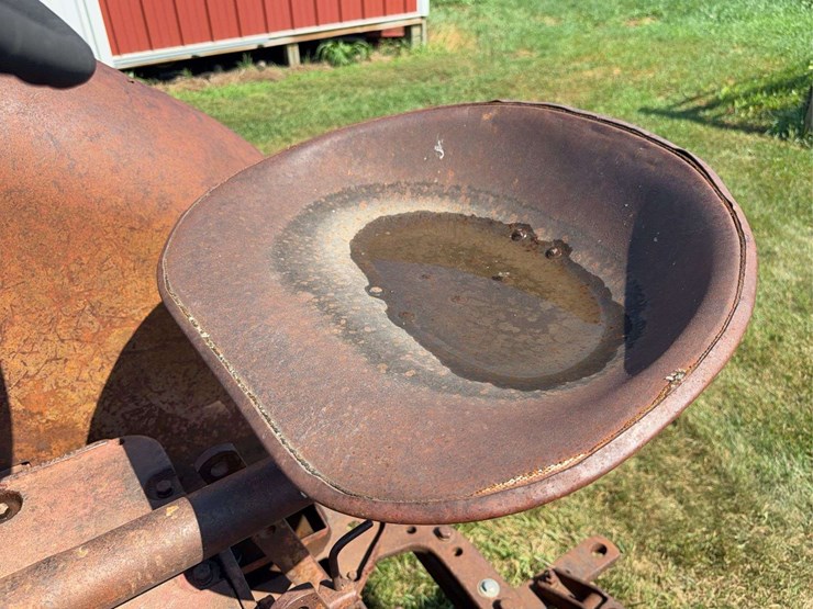 mccormick-deering-super-w-9-image-41