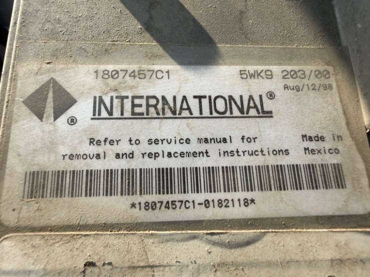 1999-international-4700-image-55