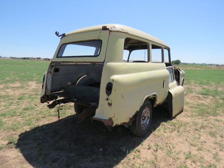 1955-gmc-suburban-image-10