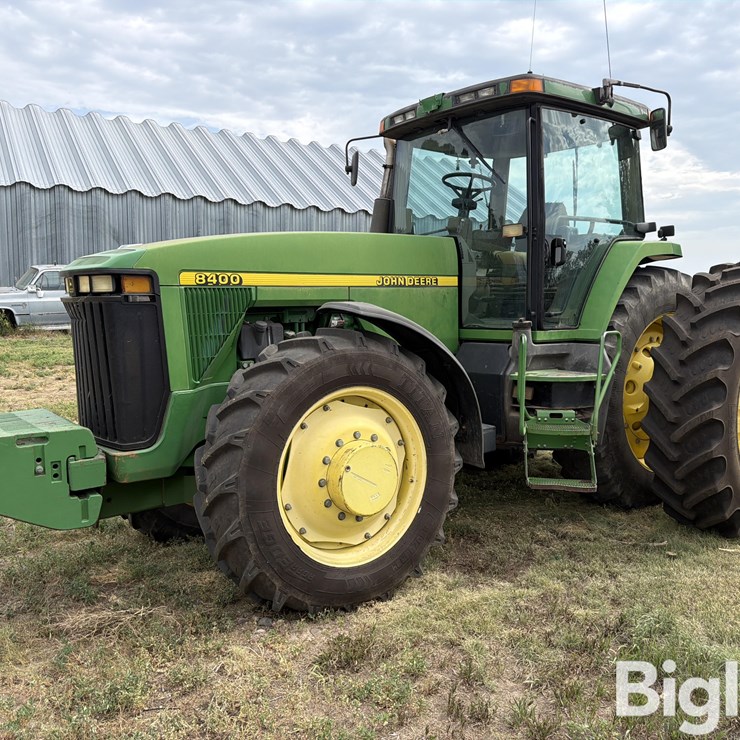 1997 JOHN DEERE 8400