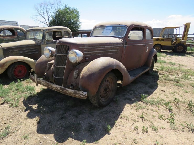 1935-dodge-tudor-sedan-image-5