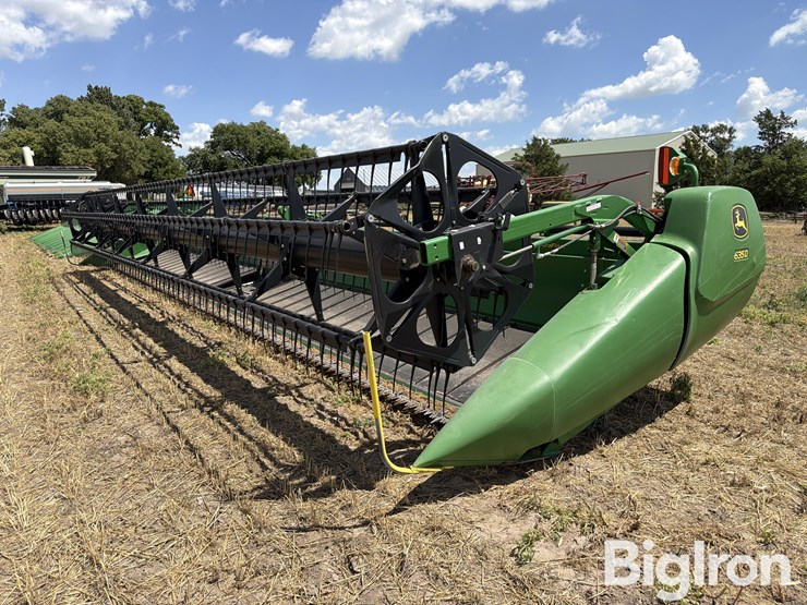 2009-john-deere-635d-image-1