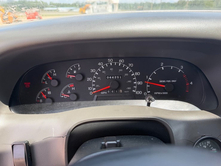 2007-ford-f750-image-12