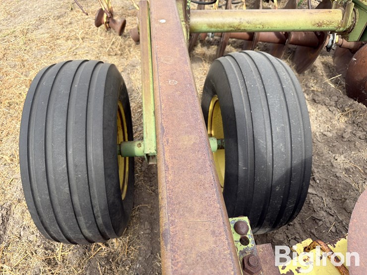 john-deere-t0330-image-18