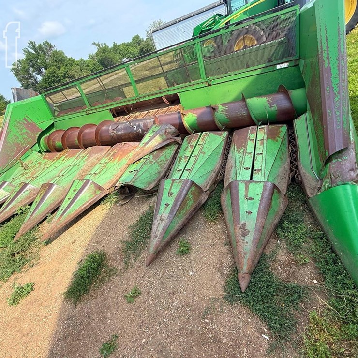 JOHN DEERE 853A