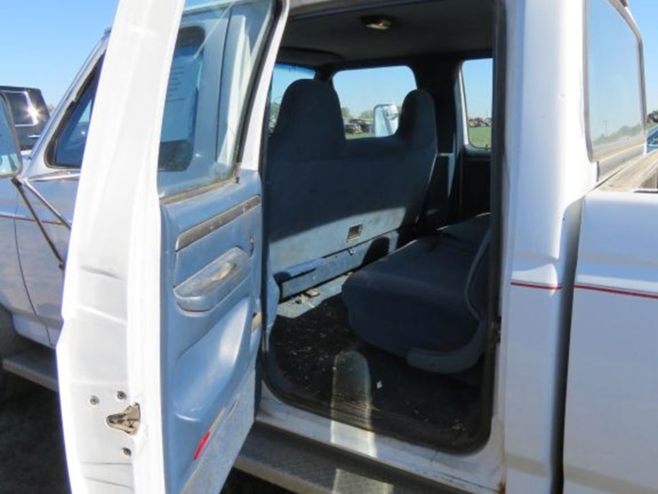 1995-ford-f350-xlt-image-12