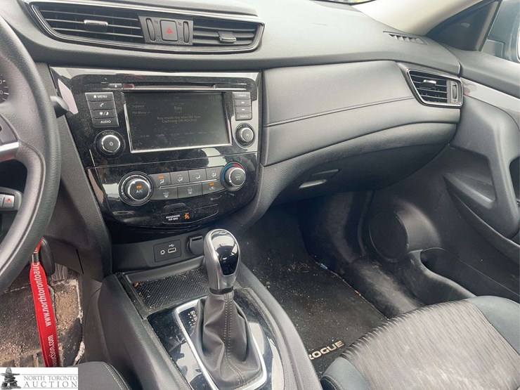 2019-nissan-rogue-image-13