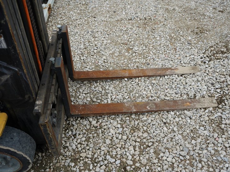 inoperable---yale-gc030vx-forklift-image-8