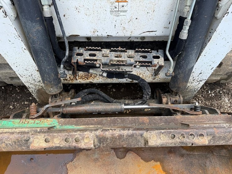 2022-bobcat-t770-image-10