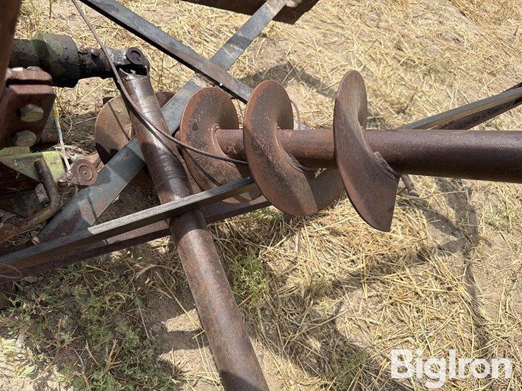 1952-continental-cable-operated-3-pt-post-hole-digger-image-9