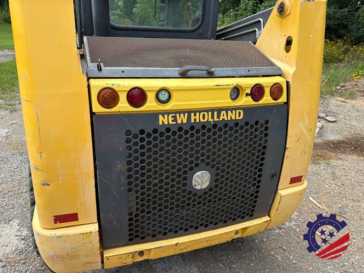 new-holland-c227-image-34