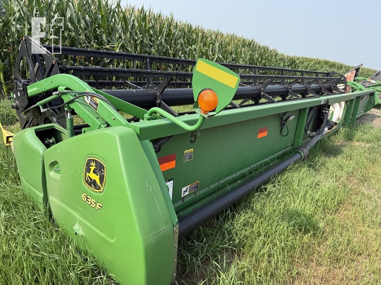 john-deere-635f-image-9