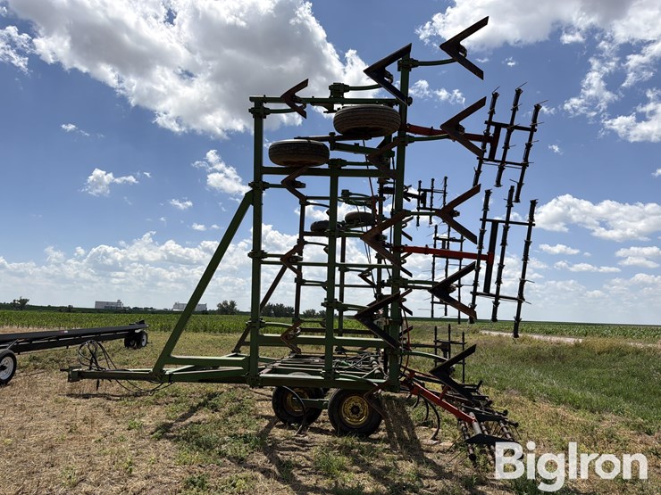 john-deere-1610-image-8