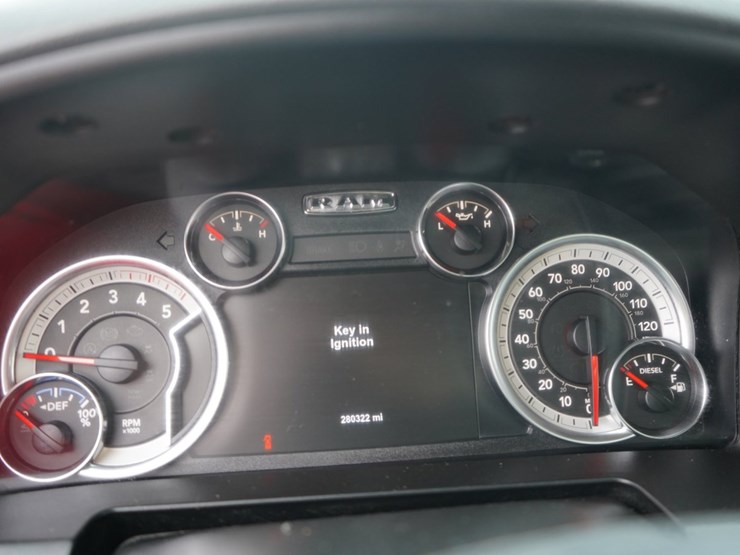 2018-dodge-ram-5500-image-5