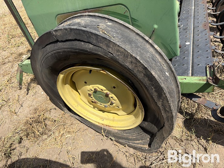 john-deere-8300-image-18