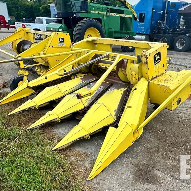 JOHN DEERE 664