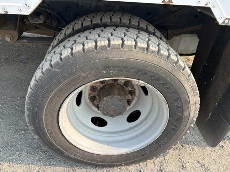 2009-ford-f450-xl-sd-image-11