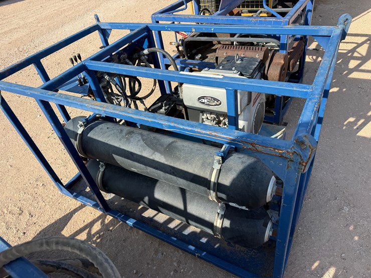 3k-wp-2-bottle-accumulator-nitrogen-backup-/-test-skid-p/b-kubota-actv-diesel-engine-image-7