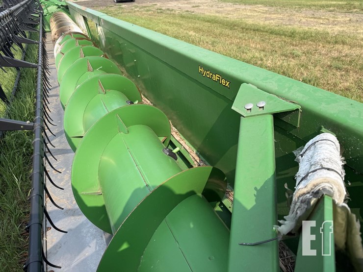 2009-john-deere-635f-image-12