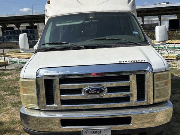2008-ford-e350-image-2