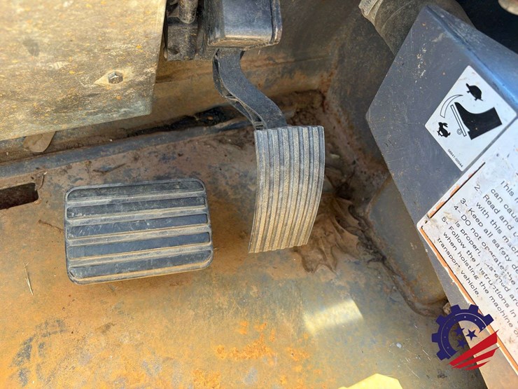 takeuchi-tl10v2-image-24