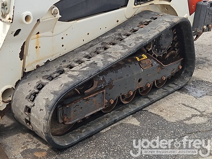 2022-bobcat-t595-image-16