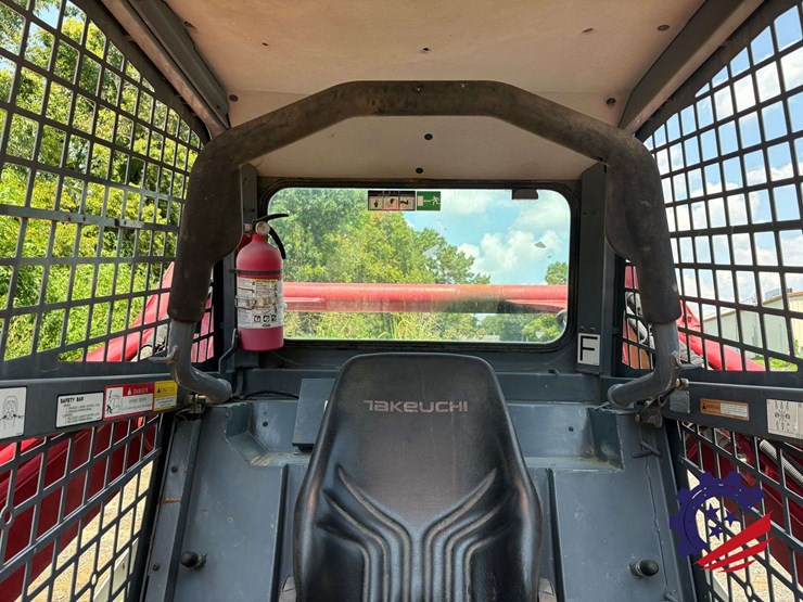 takeuchi-tl10v2-image-29