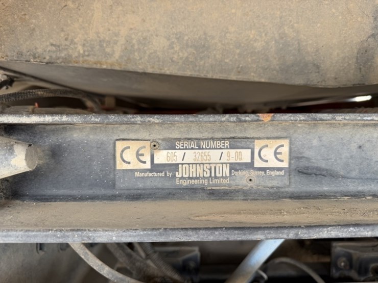 2001-johnston-605-image-25