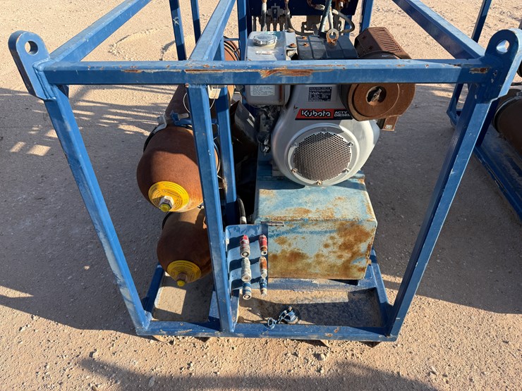 3k-wp-2-bottle-accumulator-nitrogen-backup-/-test-skid-p/b-kubota-actv-diesel-engine-image-4