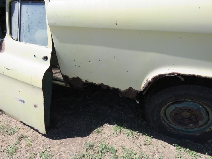 1955-gmc-suburban-image-7