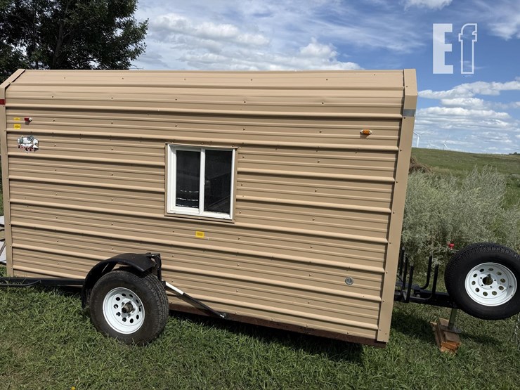 dak-shack-portable-fish-house-image-14