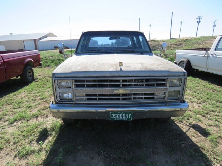 1988-chevrolet-30-image-2