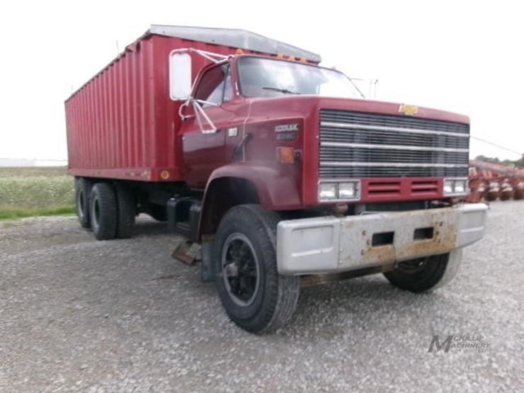 1981-caterpillar-3208-image-3