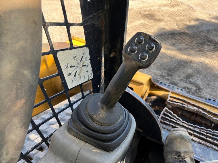 caterpillar-279d-image-23
