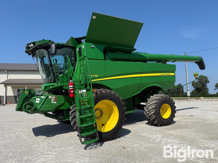 2024-john-deere-s770-image-1