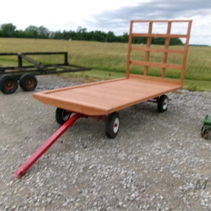 CUSTOM MINI HAY WAGON