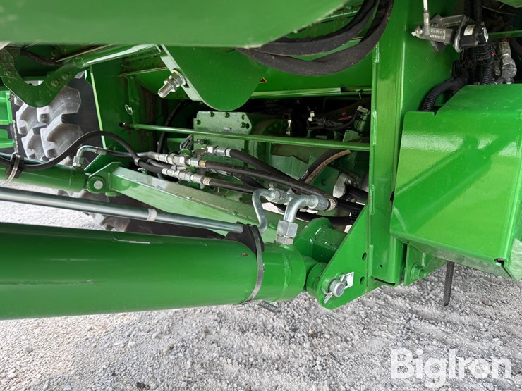2025-john-deere-s7-800-image-10