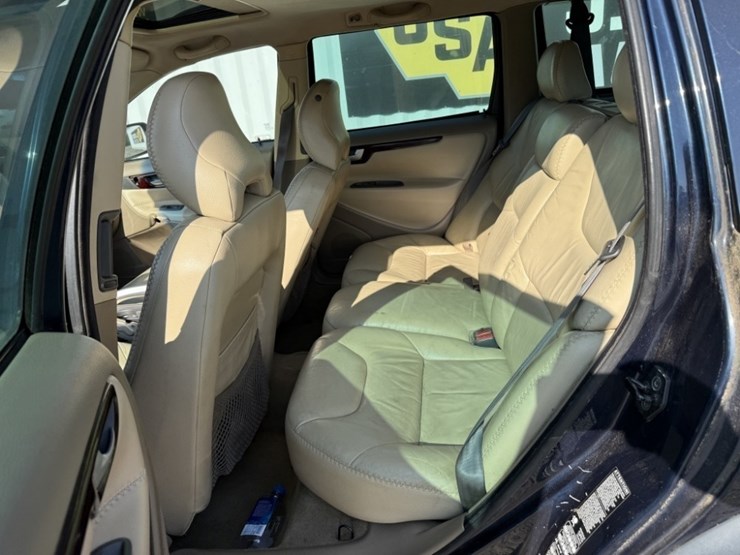 2003-volvo-xc70-image-16