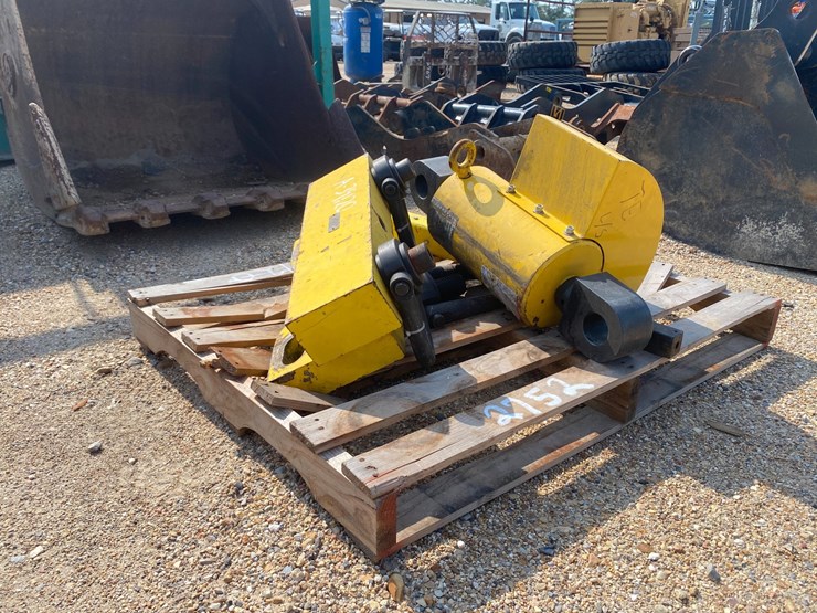 #4-•-enerpack-industrial-hoist-image-1