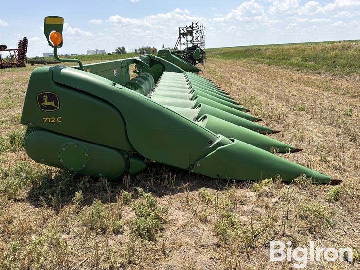 2019-john-deere-712c-image-4