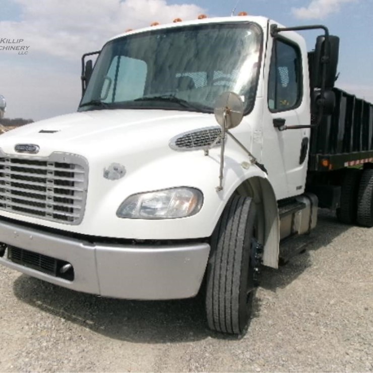 2010 FREIGHTLINER BUSINESS CLASS M2 112
