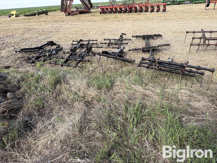 degelman-3-bar-4'-harrows-sections-image-5