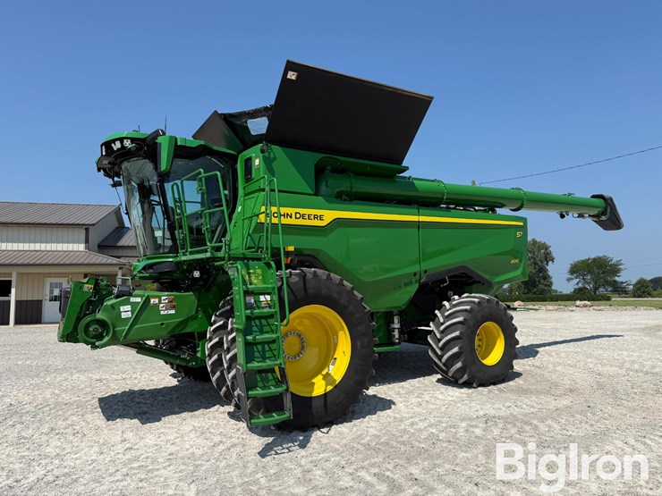 2025-john-deere-s7-800-image-1