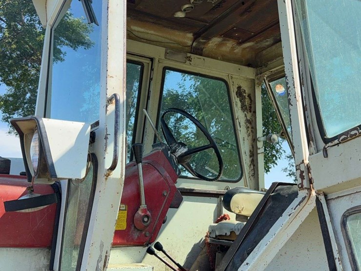 farmall-856-diesel-image-60