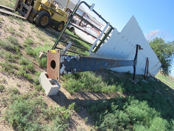 key-hole-pole-and-frame-for-restore-image-4
