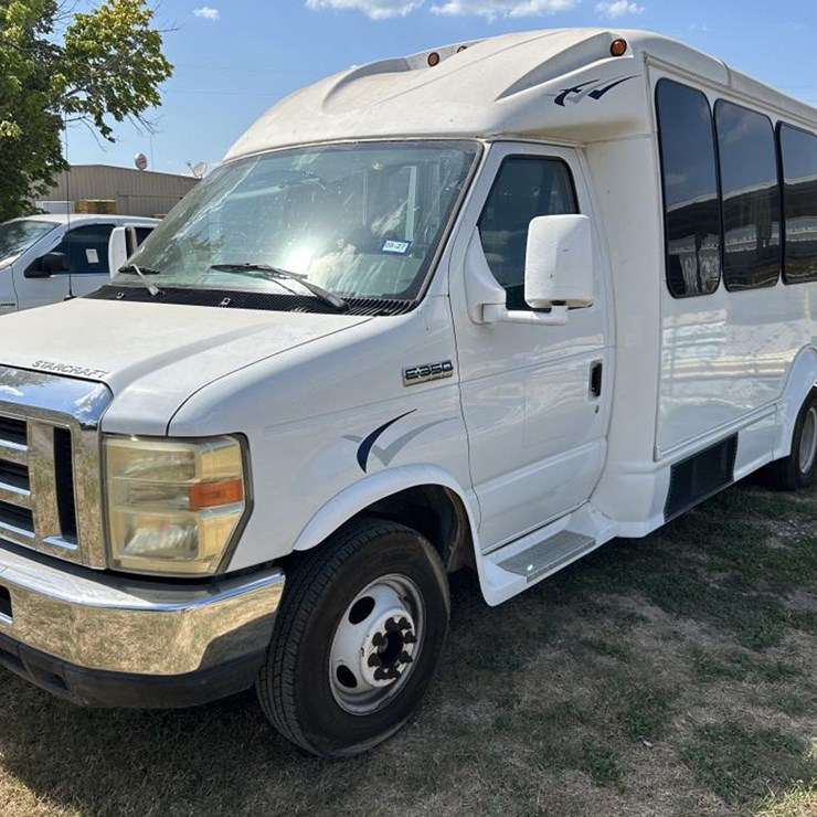 2008 FORD E350